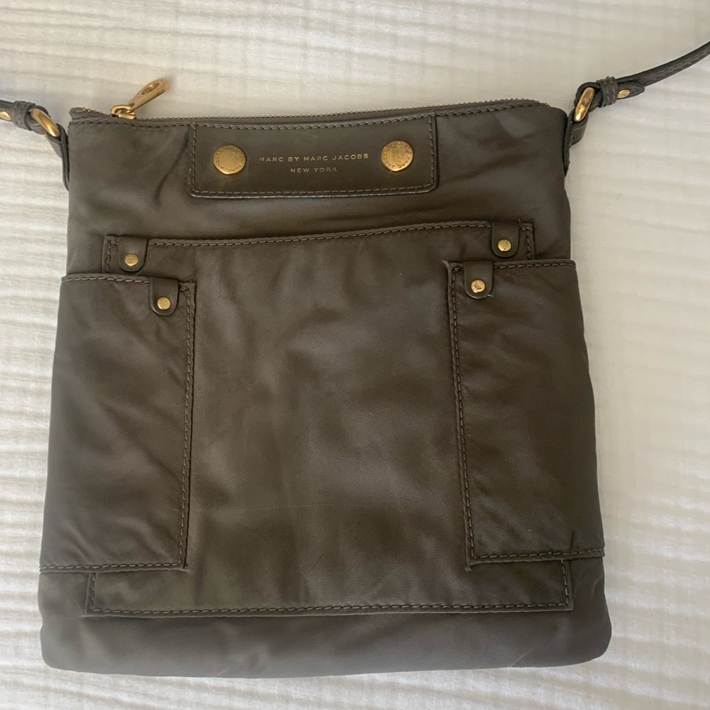Army green crossbody! Marc by Marc Jacobs